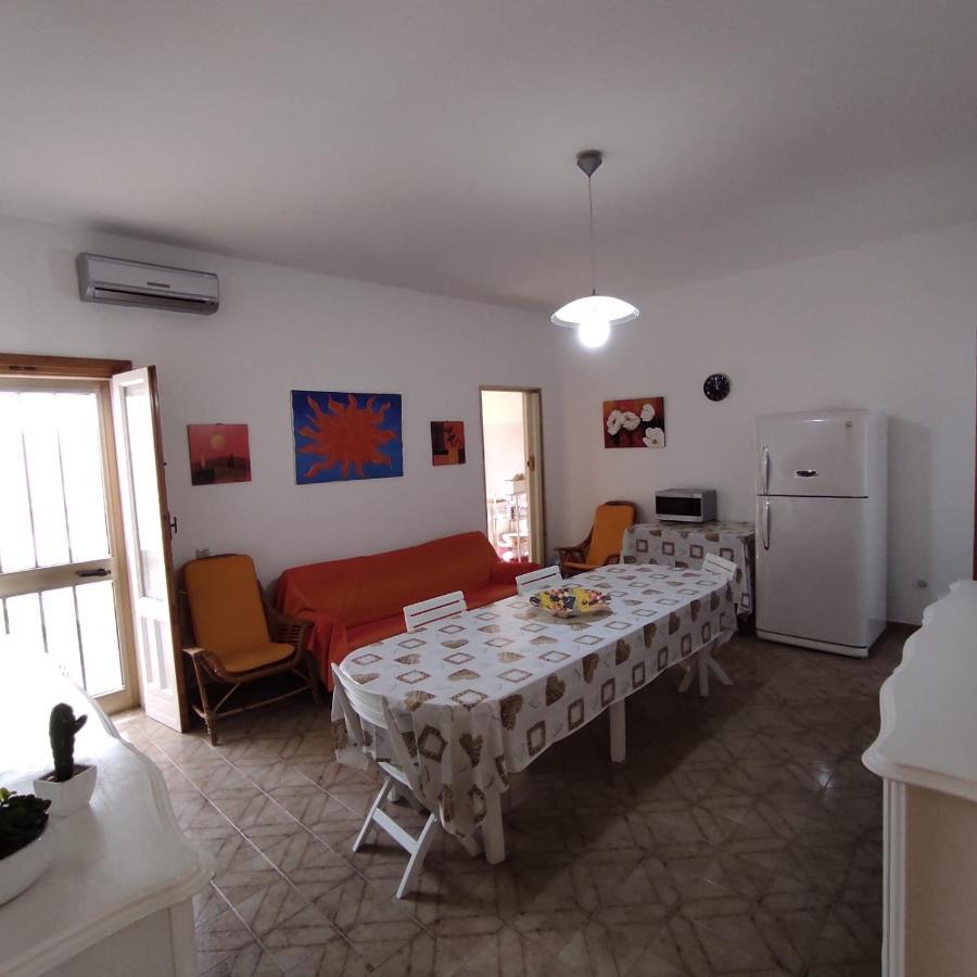 Casa Vacanze Sonia Torre Lapillo Exterior photo