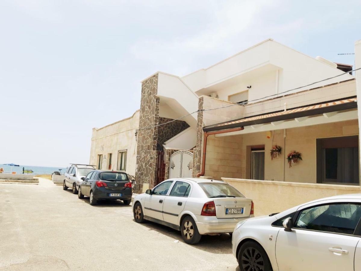 Casa Vacanze Sonia Torre Lapillo Exterior photo
